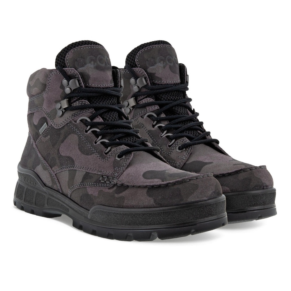 ECCO MEN'S TRACK 25 CAMO GORE-TEX SHOE IN TITANIUM.